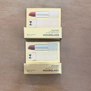 New in box! Bundle of 2 Hourglass minis